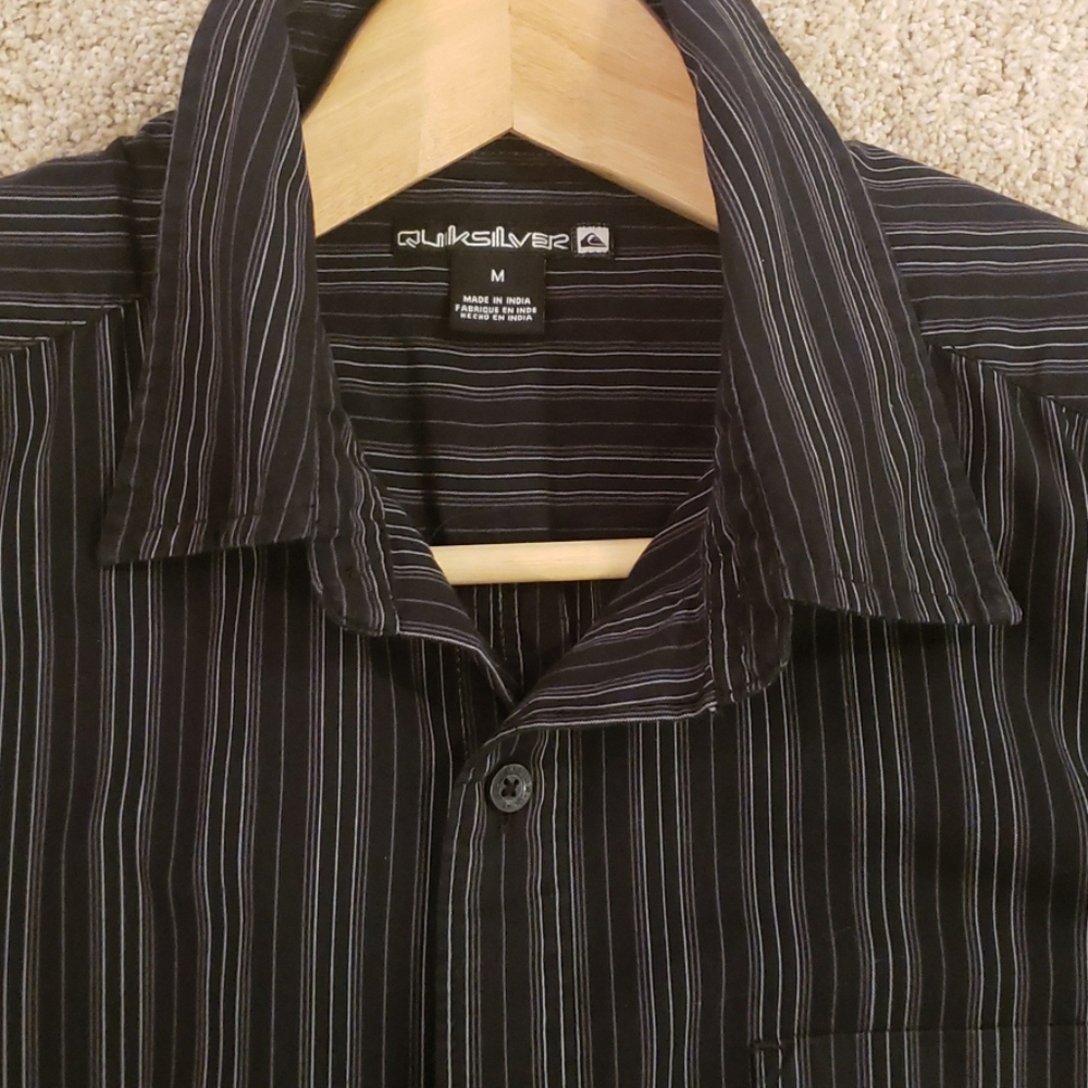 Men's Quicksilver short sleeve shirt